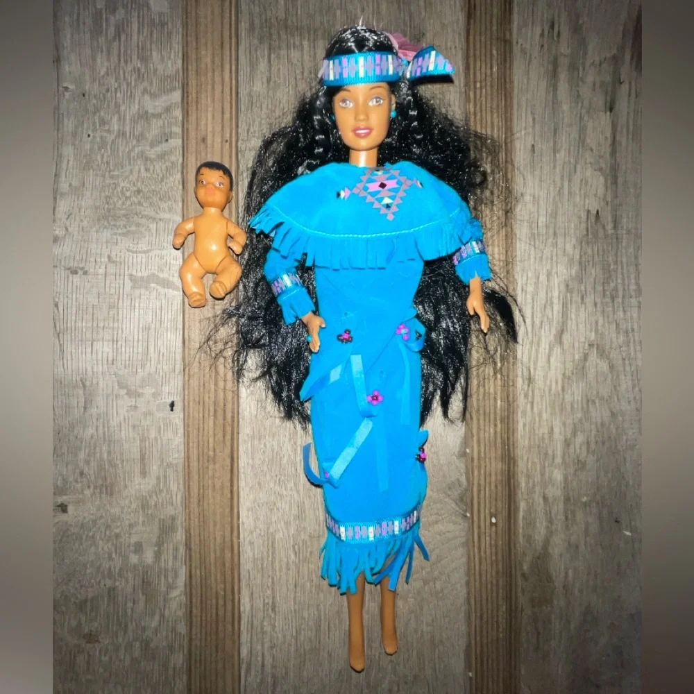 Native American Indian Barbie w vtg Totsy Baby Blue Fringe Dress w Bead Detail